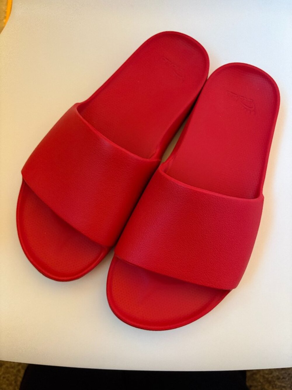 Archies Slides - Chili Red - Womens 10 Mens 9